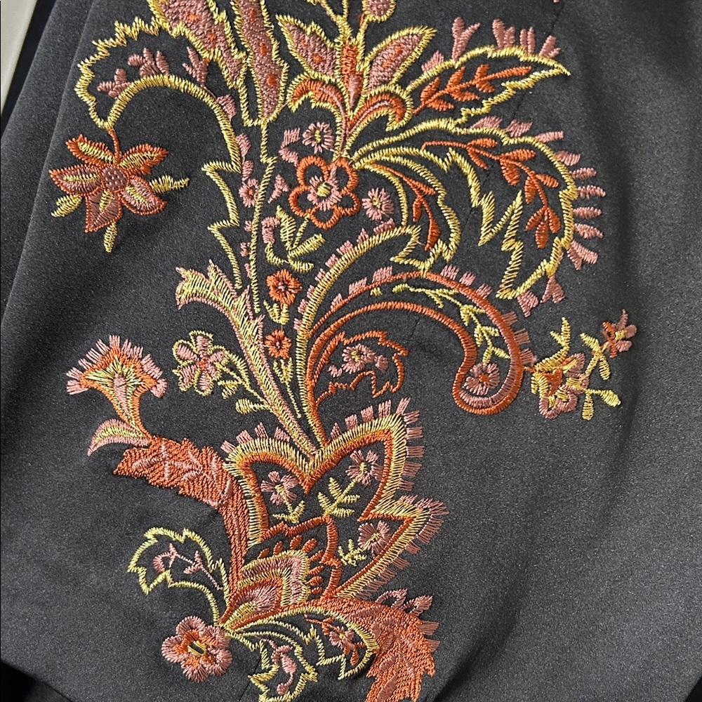 Spenser Jeremy Black Pants with Floral Embroidery - Picture 2 of 2